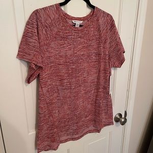 Athleta Ultimate Train Printed Tee. New with tags. Size XL